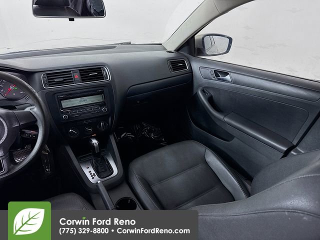 Used 2011 Volkswagen Jetta SE image 20