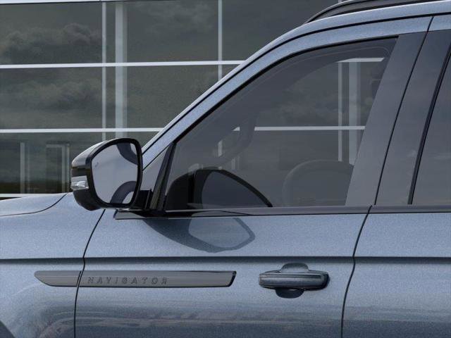 New 2026 Lincoln Navigator Reserve w/ Jet Appearance Package AWD/4WD image 20