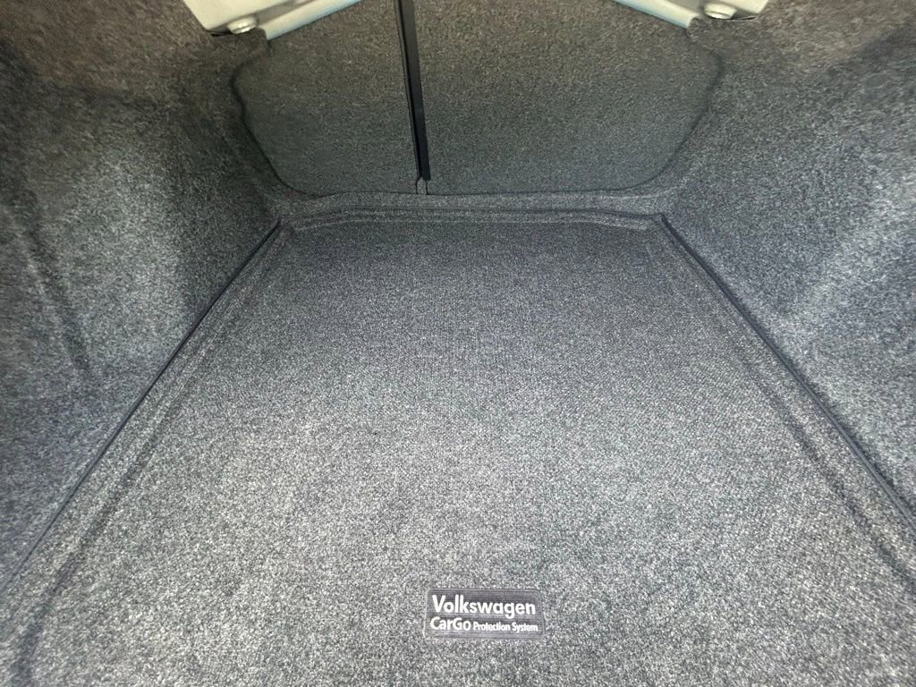 Used 2025 Volkswagen Jetta Sport image 43