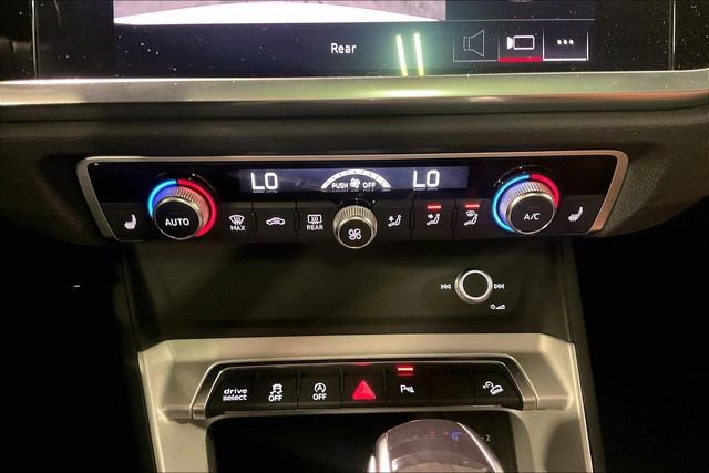 Certified 2022 Audi Q3 2.0T Premium image 32
