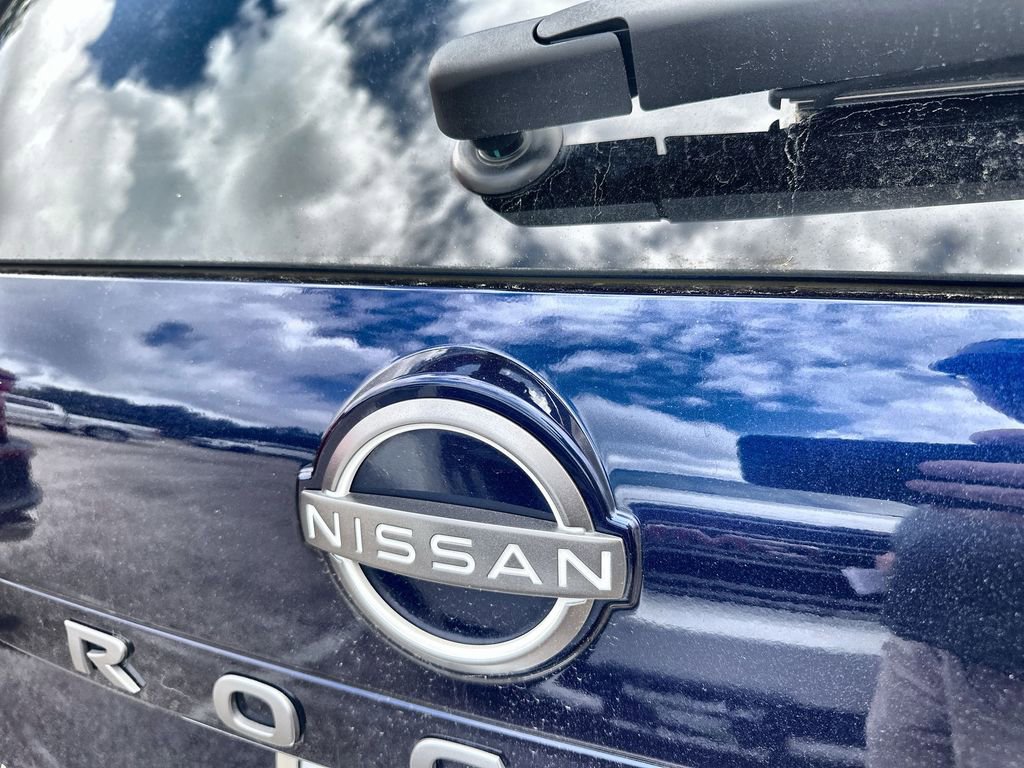 Used 2024 Nissan Rogue SL image 8