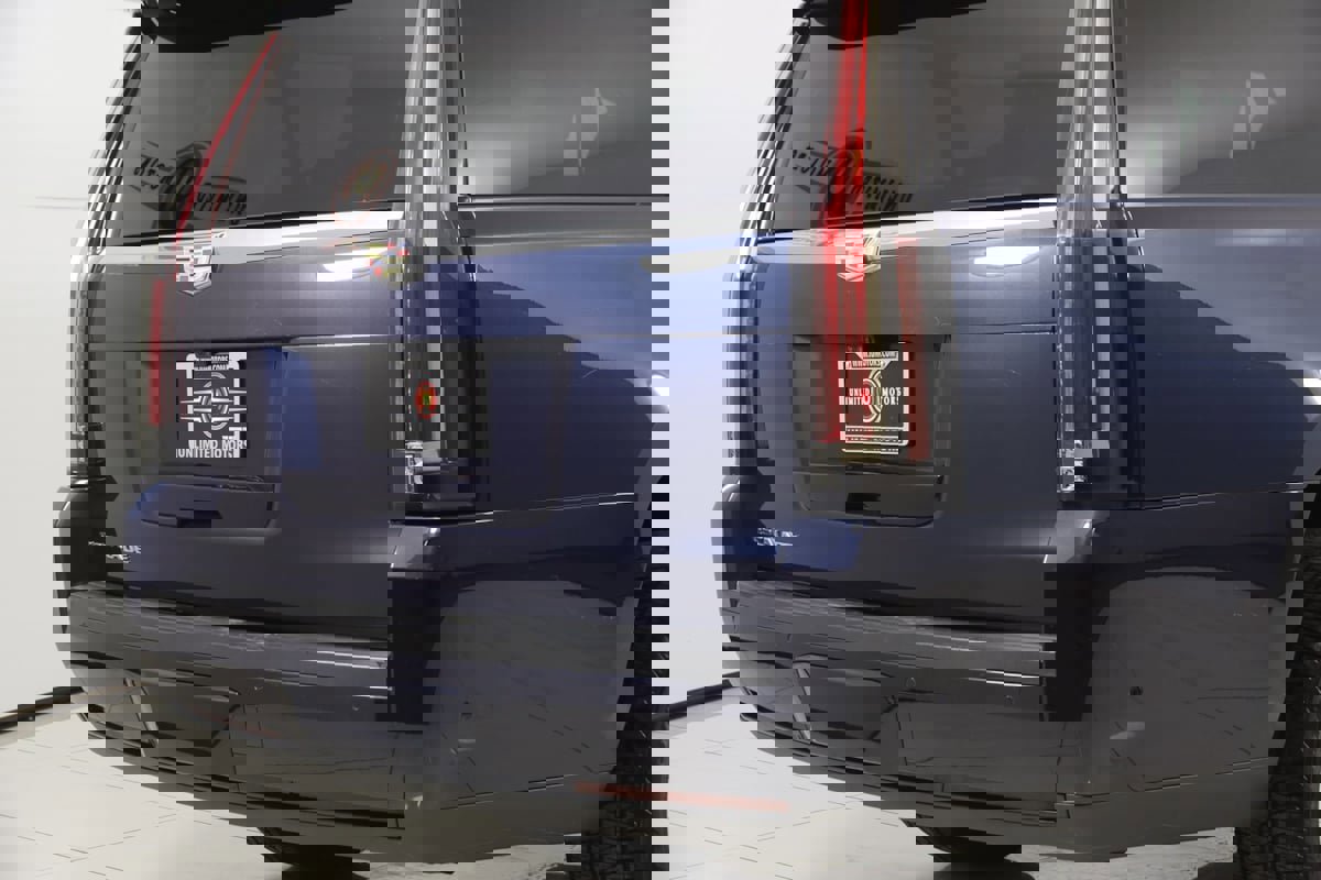 Used 2019 Cadillac Escalade ESV Premium Luxury AWD/4WD image 46