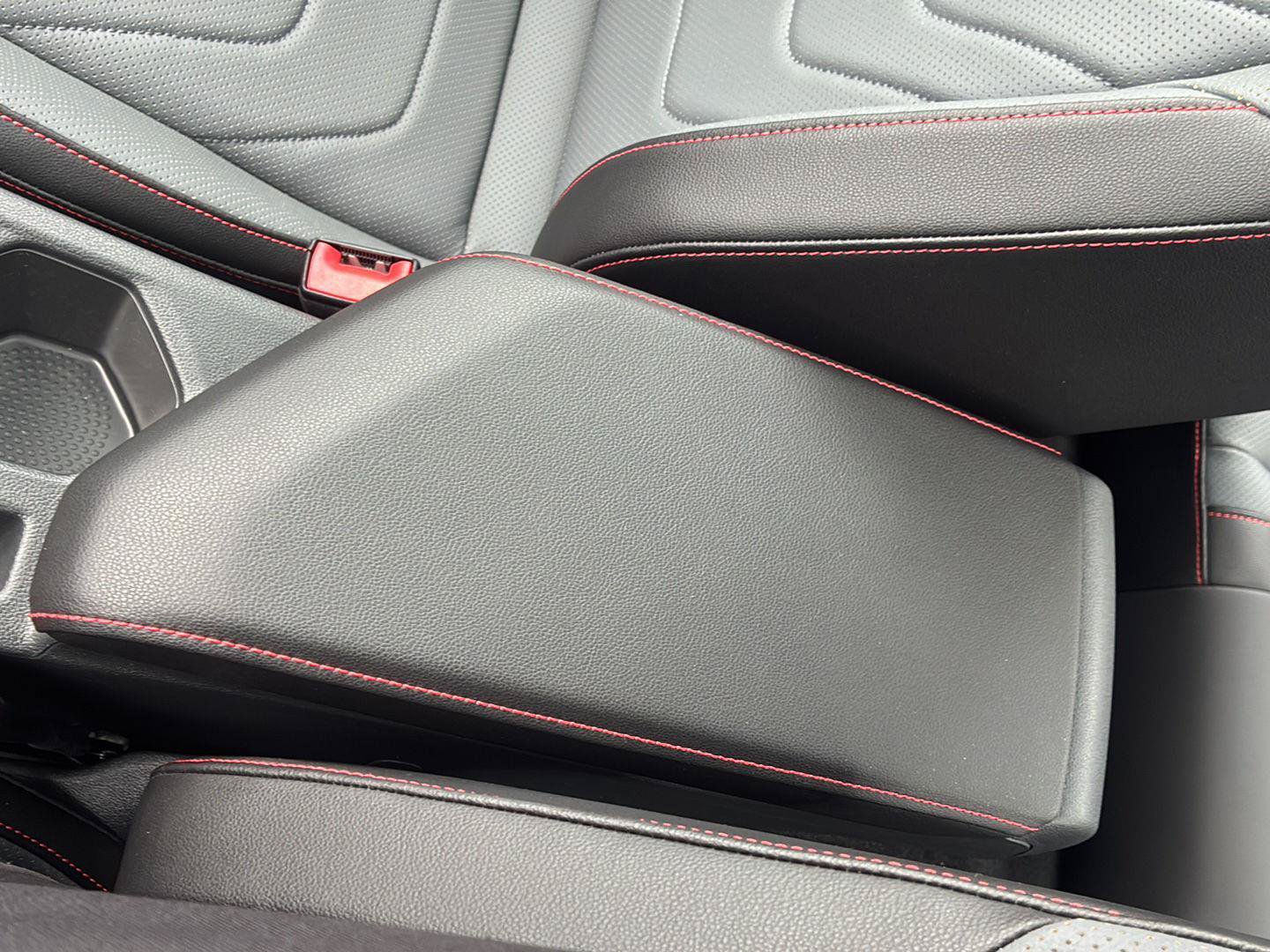 New 2026 Volkswagen Jetta GLI Autobahn FWD image 36