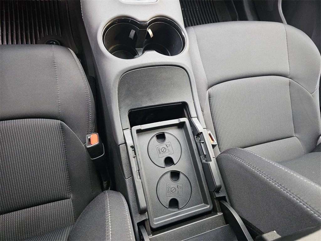 Used 2022 Toyota Venza LE image 36