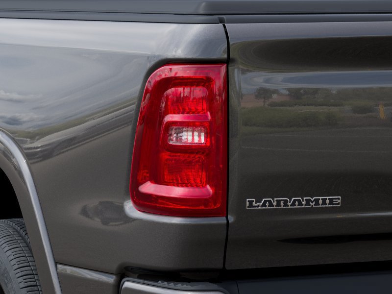 New 2026 RAM 1500 Laramie AWD/4WD image 10