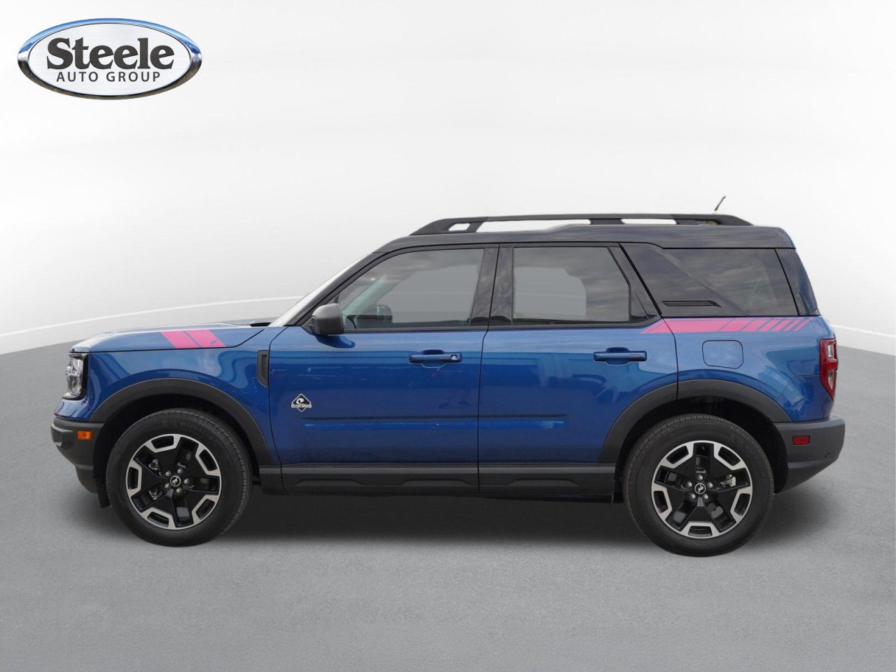 Used 2024 Ford Bronco Sport Outer Banks w/ Tech Package AWD/4WD image 4