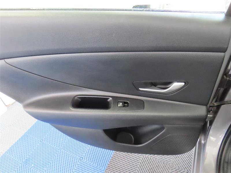 Used 2024 Hyundai Elantra SEL FWD image 28