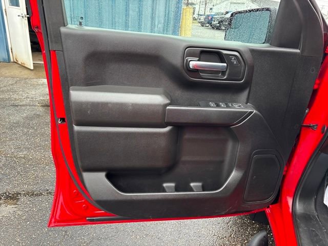 Used 2023 Chevrolet Silverado 1500 Custom AWD/4WD image 7