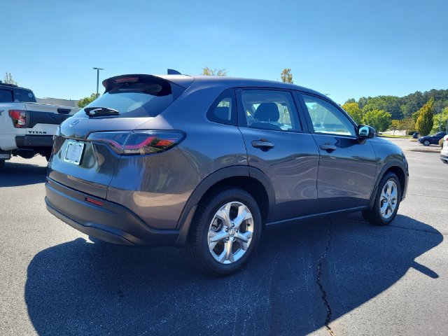 Certified 2023 Honda HR-V LX image 4