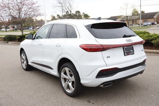 Used 2025 Audi Q5 Premium Plus w/ Premium Plus AWD/4WD image 9
