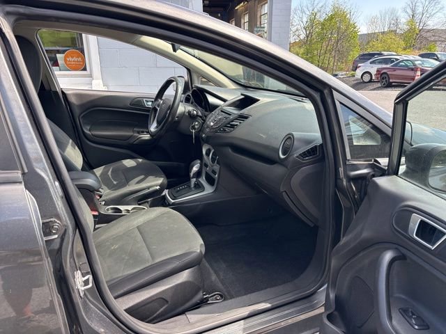 Used 2016 Ford Fiesta SE w/ Cold Weather Package FWD image 7