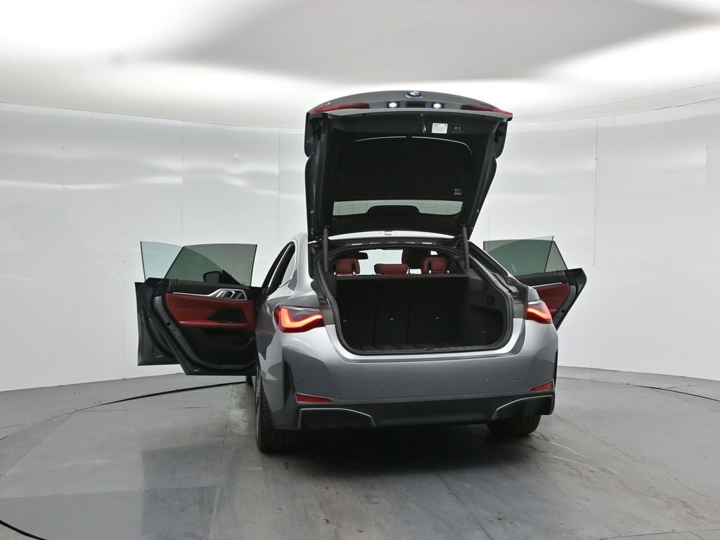 Used 2023 BMW i4 eDrive40 RWD image 32