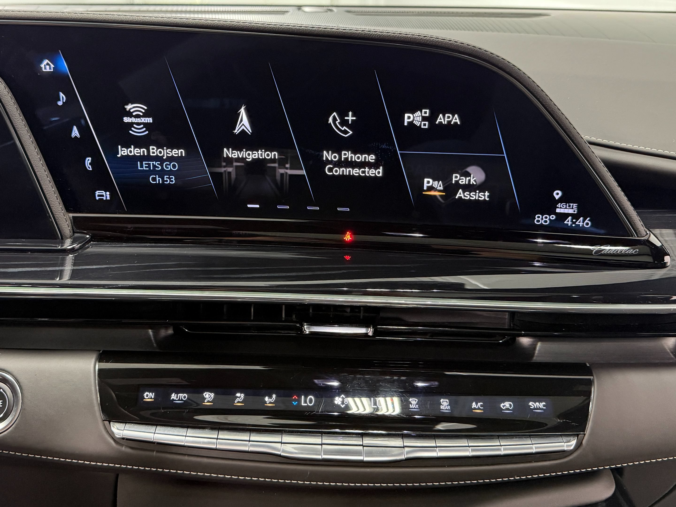 Used 2024 Cadillac Escalade V AWD/4WD image 31
