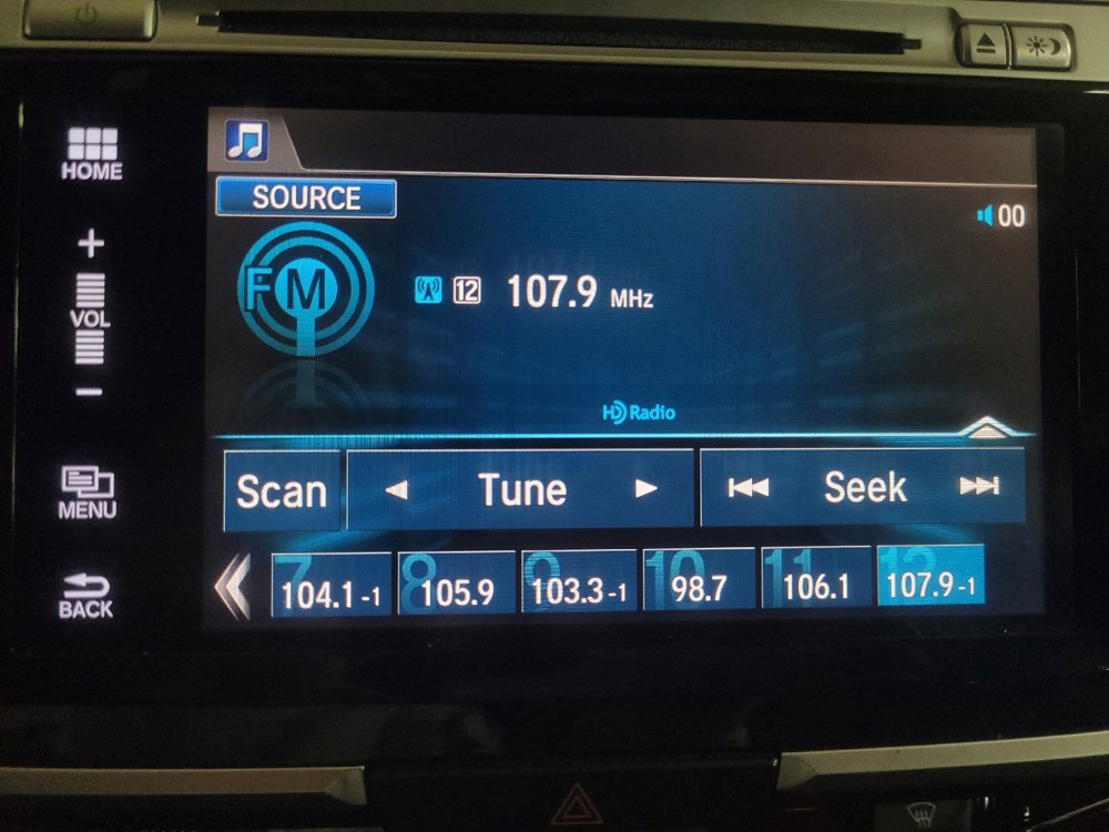 Used 2016 Honda Accord EX-L image 25