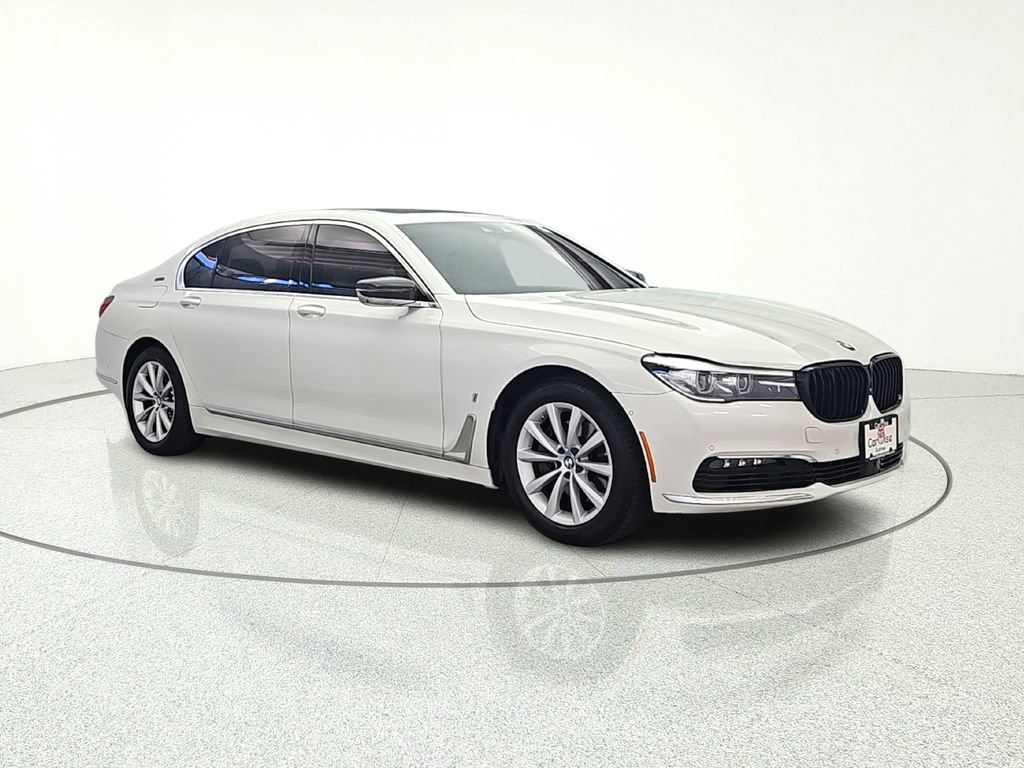 Used 2018 BMW 740e xDrive AWD/4WD image 9