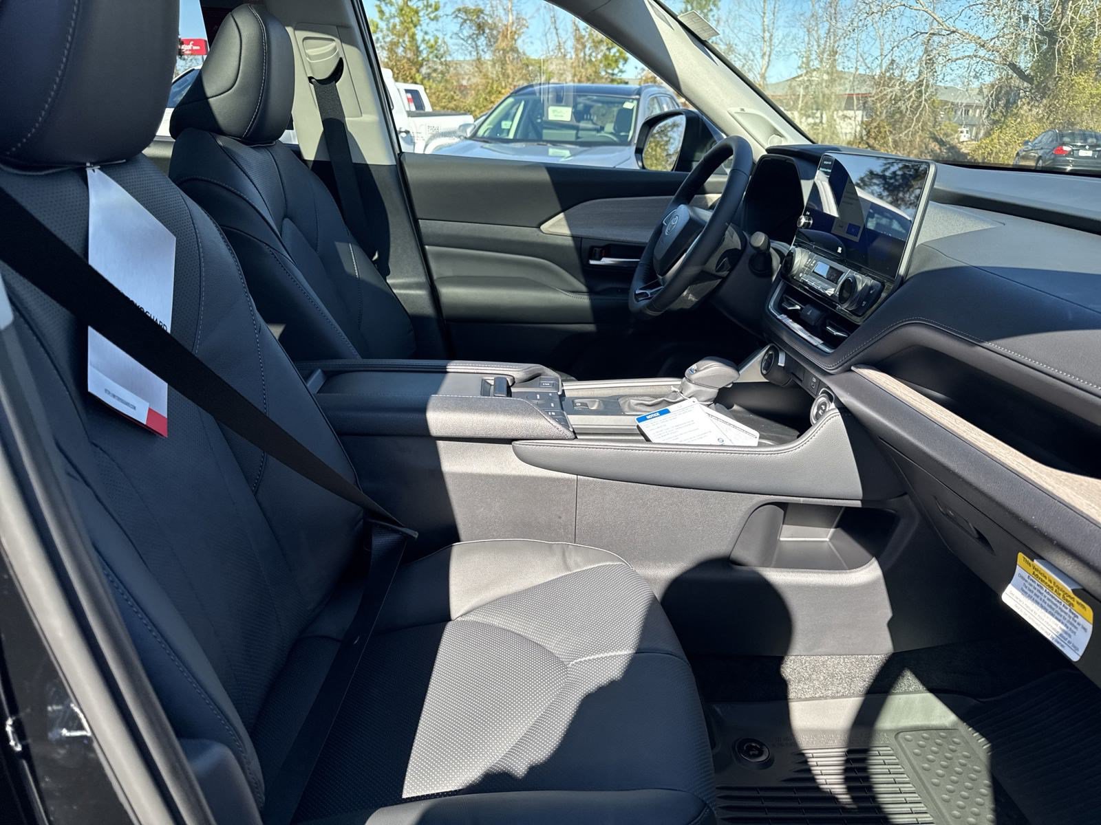 New 2025 Toyota Grand Highlander AWD Hybrid image 37
