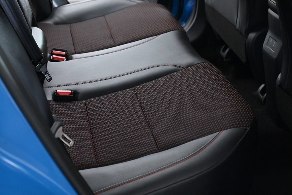Certified 2025 Nissan Kicks SR AWD/4WD image 31