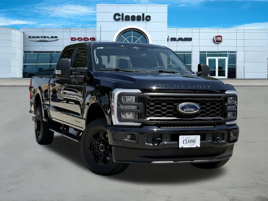 Used 2025 Ford F250 XL w/ STX Appearance Package AWD/4WD image 1