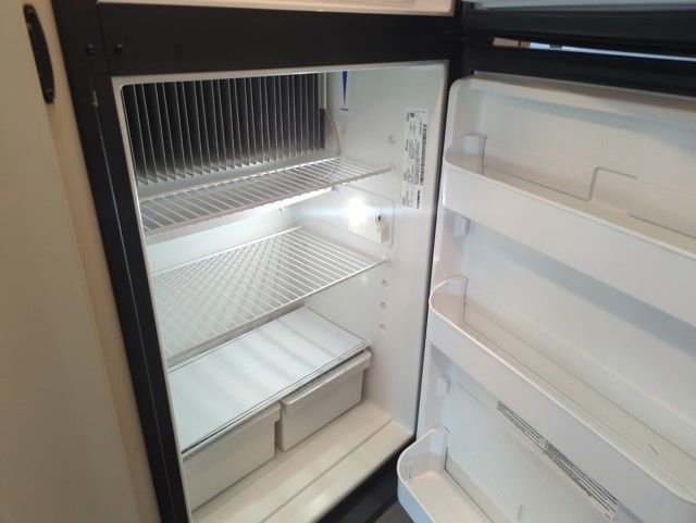 Used 2023 Ford E-450 and Econoline 450 Super Duty w/ Motorhome Prep Package image 18