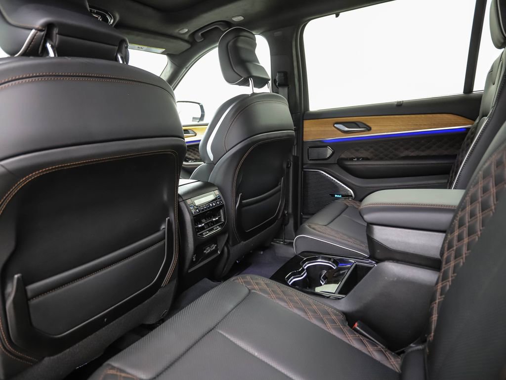 Used 2023 Jeep Grand Cherokee L Summit image 21