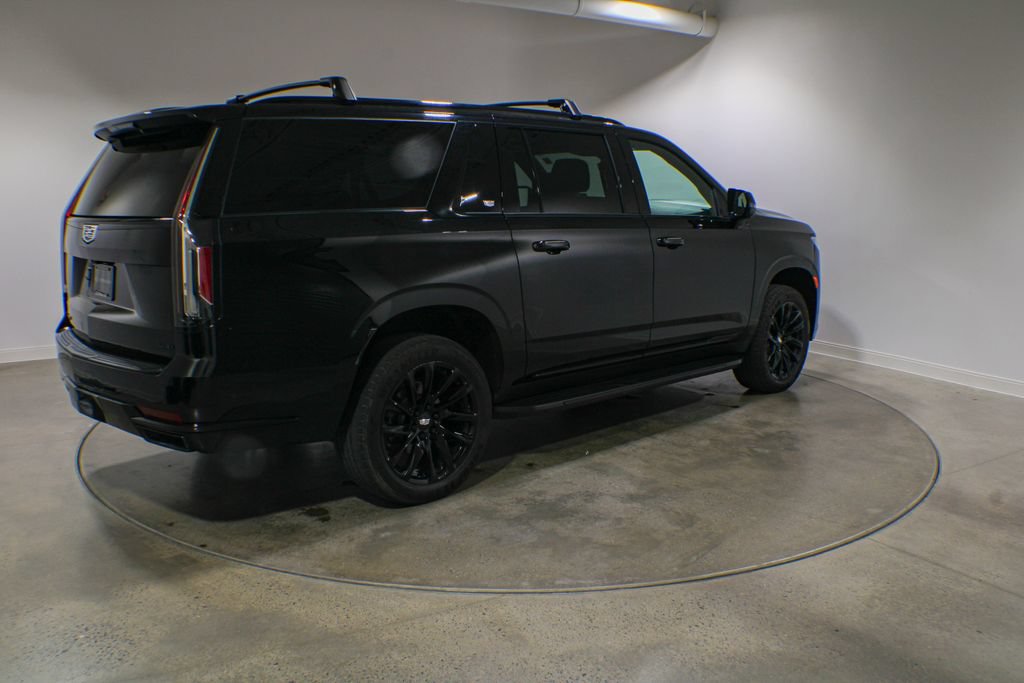 Used 2022 Cadillac Escalade ESV Sport Platinum w/ LPO, ONYX Package AWD/4WD image 6