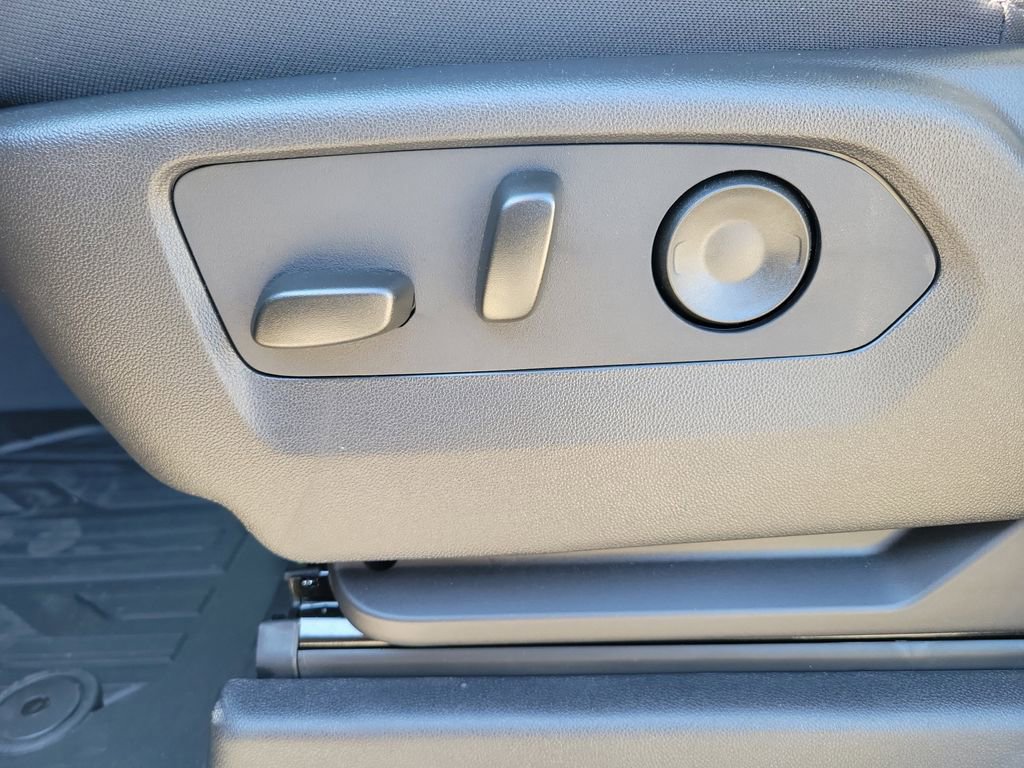 New 2026 GMC Sierra 2500 SLE w/ SLE Value Package; image 22