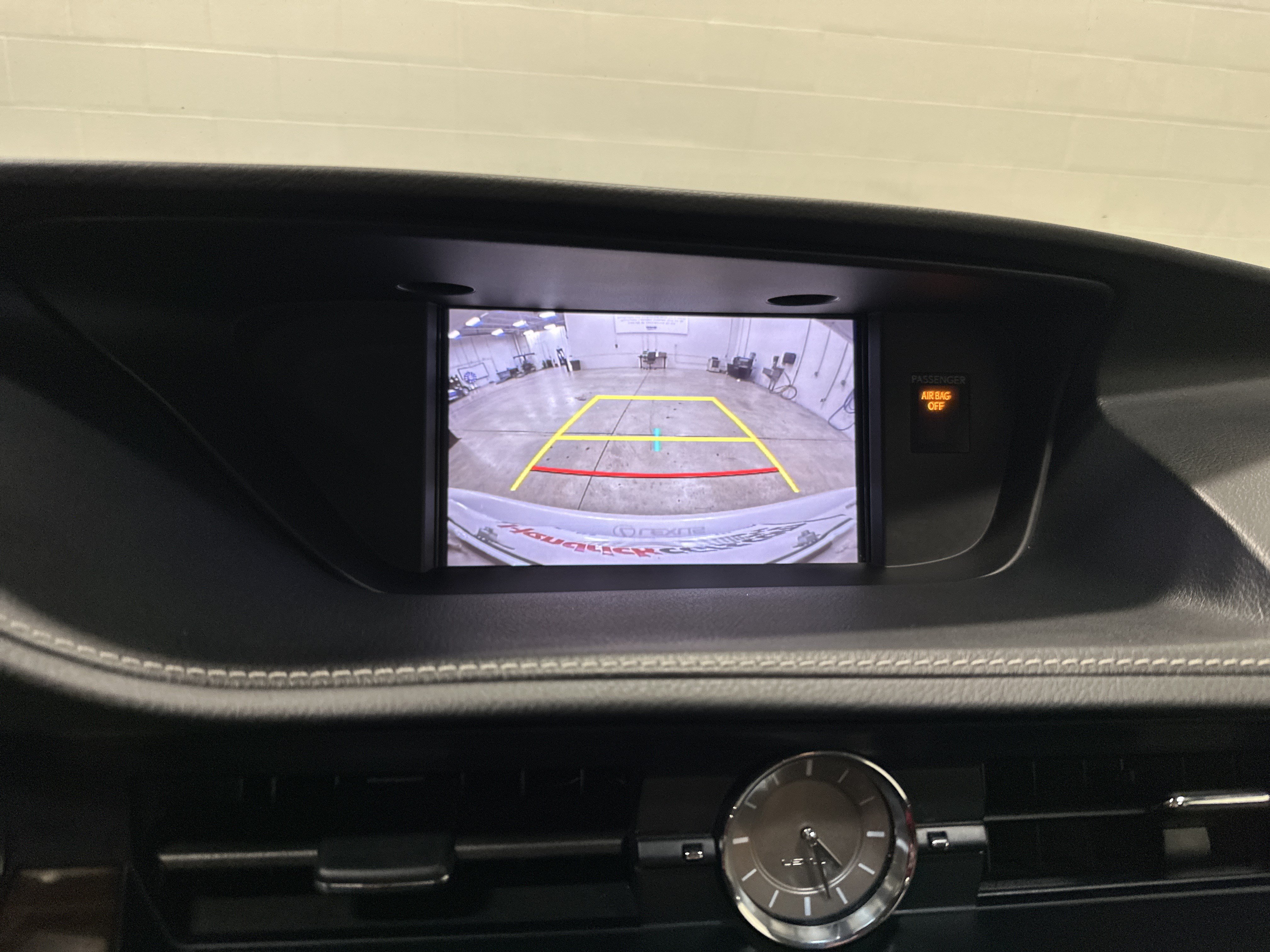 Used 2018 Lexus ES 350 w/ Navigation System Package FWD image 25