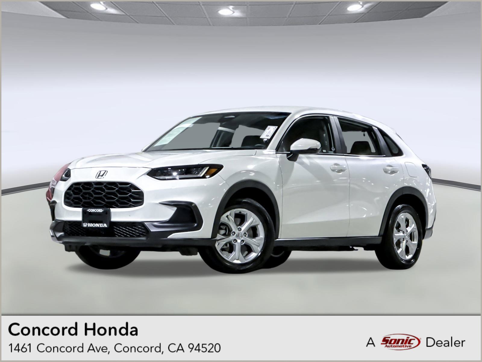 Used 2023 Honda HR-V LX image 1