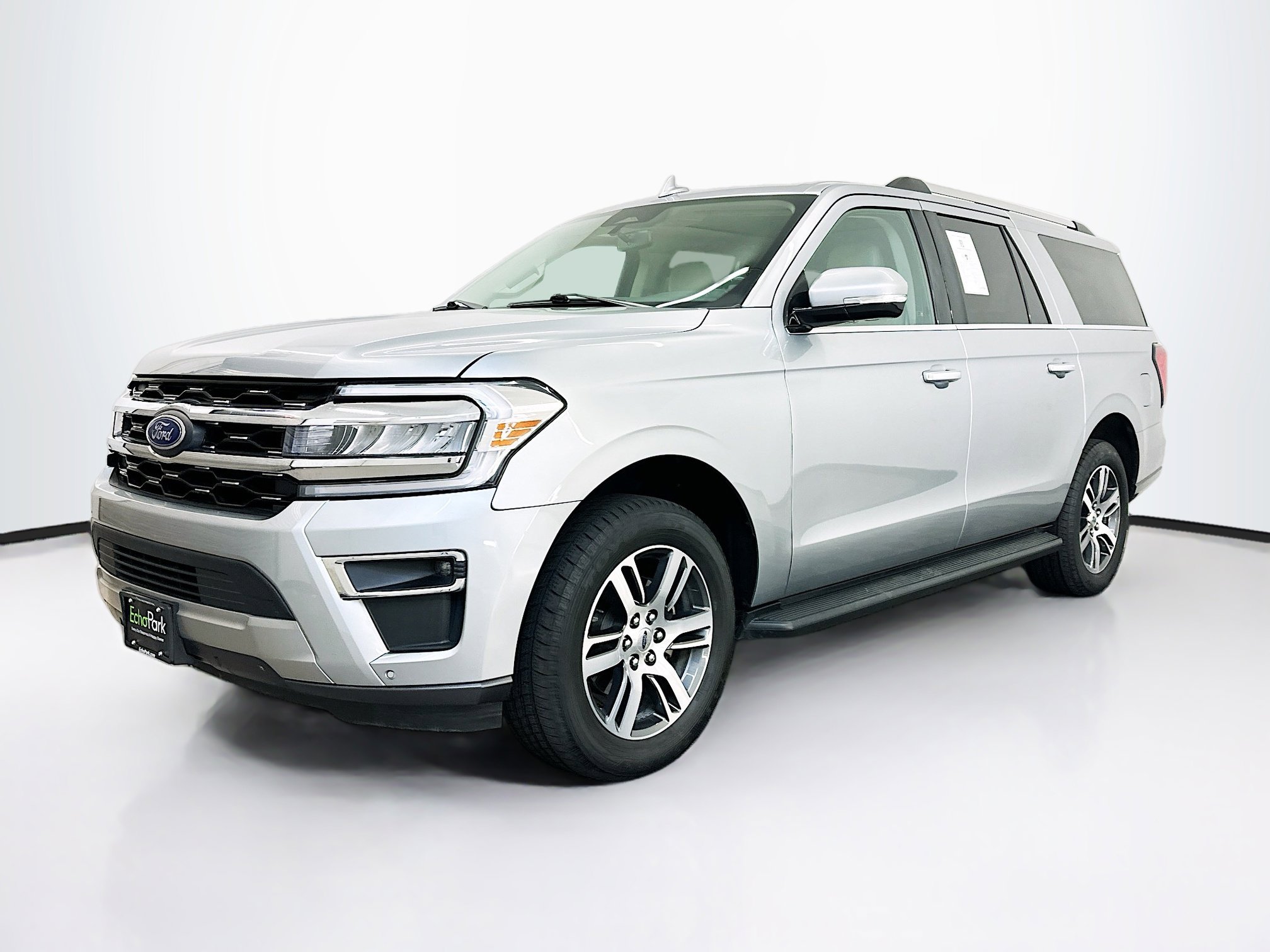 Used 2024 Ford Expedition Max Limited image 3