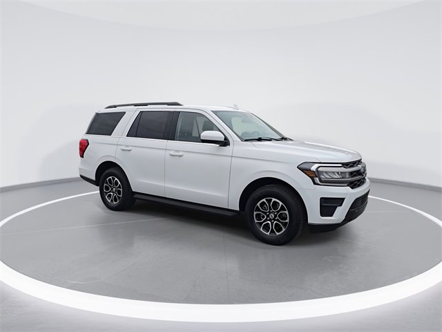 Used 2024 Ford Expedition XLT image 9
