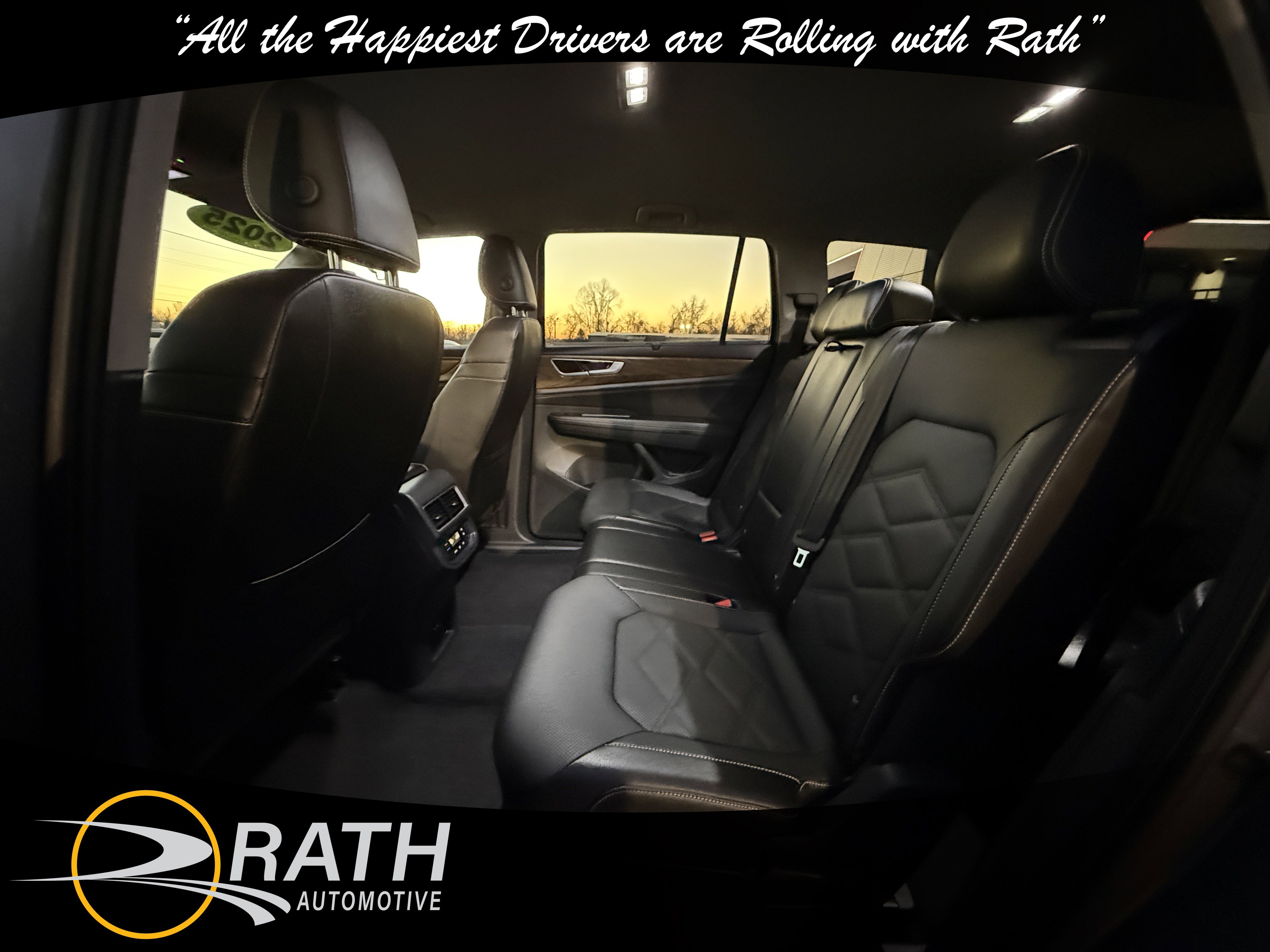 Used 2025 Volkswagen Atlas SE image 17