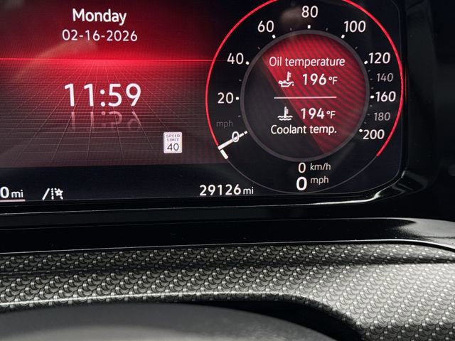 Used 2022 Volkswagen Golf R image 12