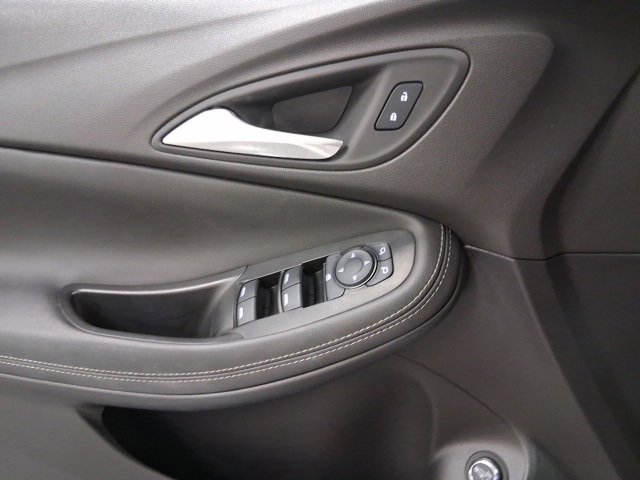 Used 2023 Buick Encore GX Select w/ Sport Touring Package image 27