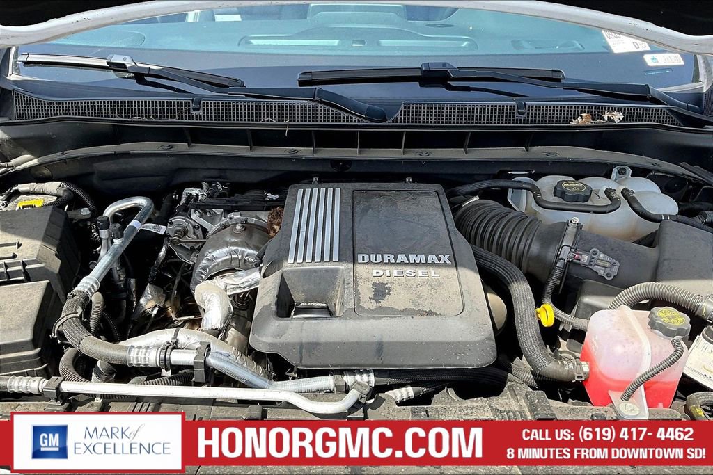 Used 2024 Chevrolet Tahoe RST w/ Luxury Package image 27