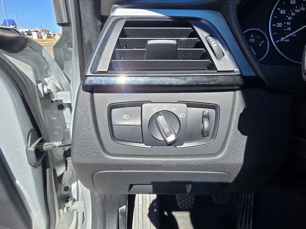 Used 2015 BMW 335i xDrive Sedan image 17