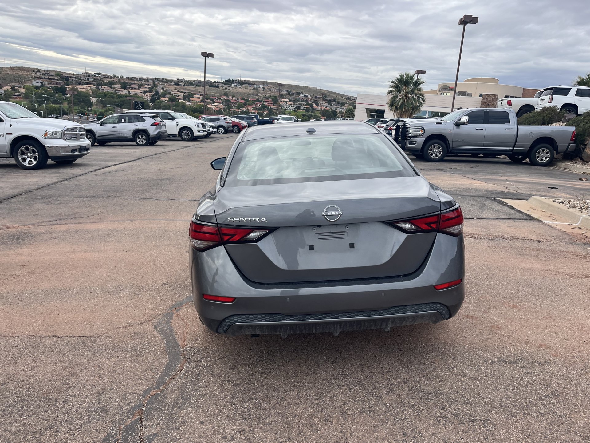 Used 2025 Nissan Sentra SV FWD image 2