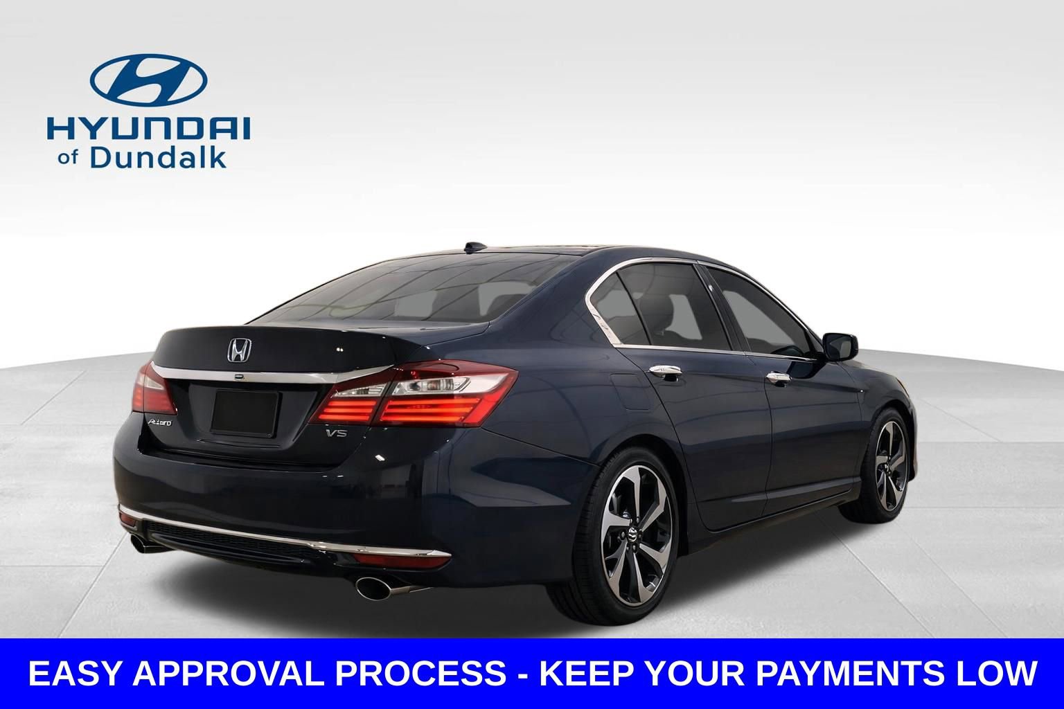 Used 2017 Honda Accord EX-L image 2