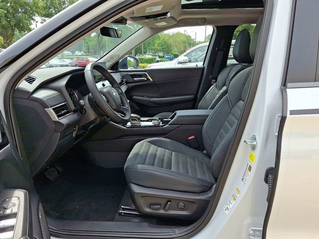 New 2025 Mitsubishi Outlander Trail Edition image 8