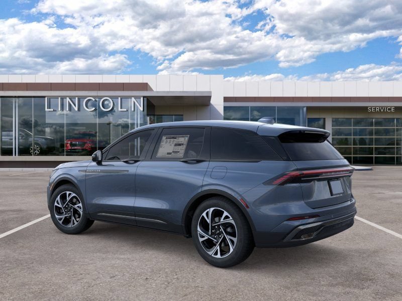 New 2026 Lincoln Nautilus Premier w/ Jet Appearance Package AWD/4WD image 4