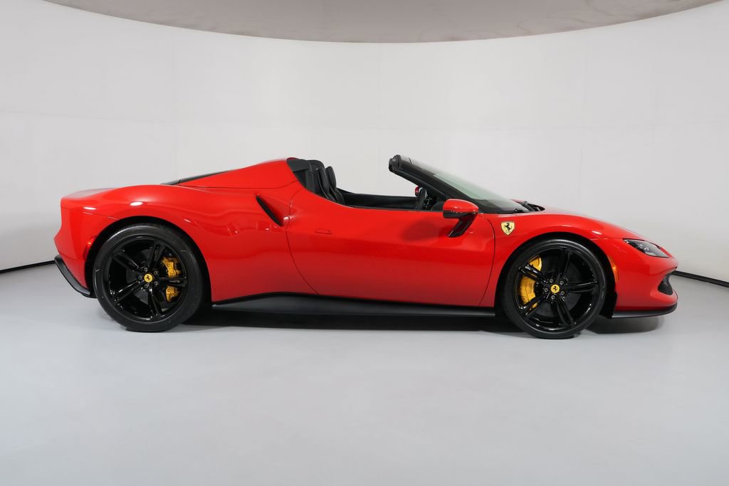 Used 2025 Ferrari 296 GTS RWD image 29