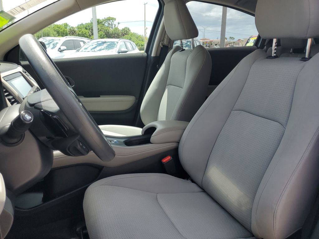 Used 2021 Honda HR-V EX image 19