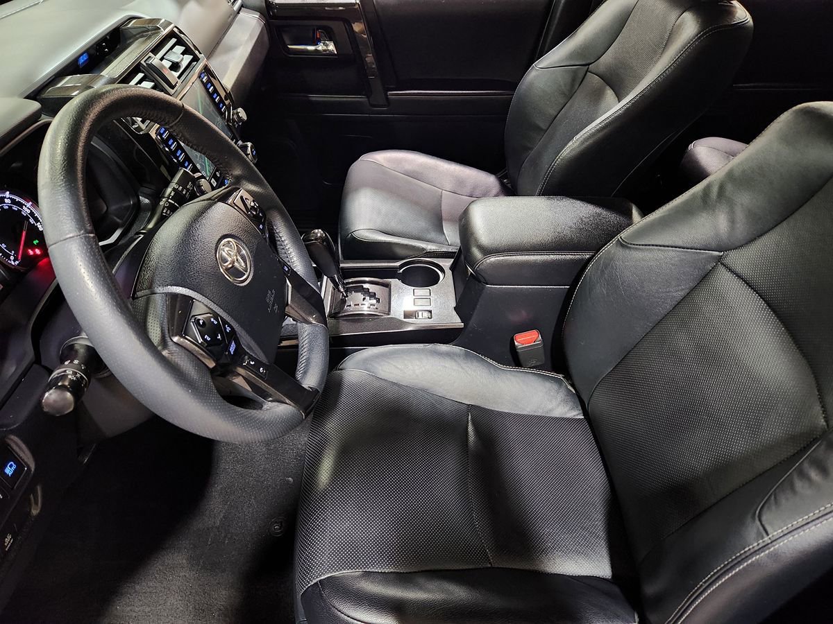 Used 2021 Toyota 4Runner Nightshade image 31