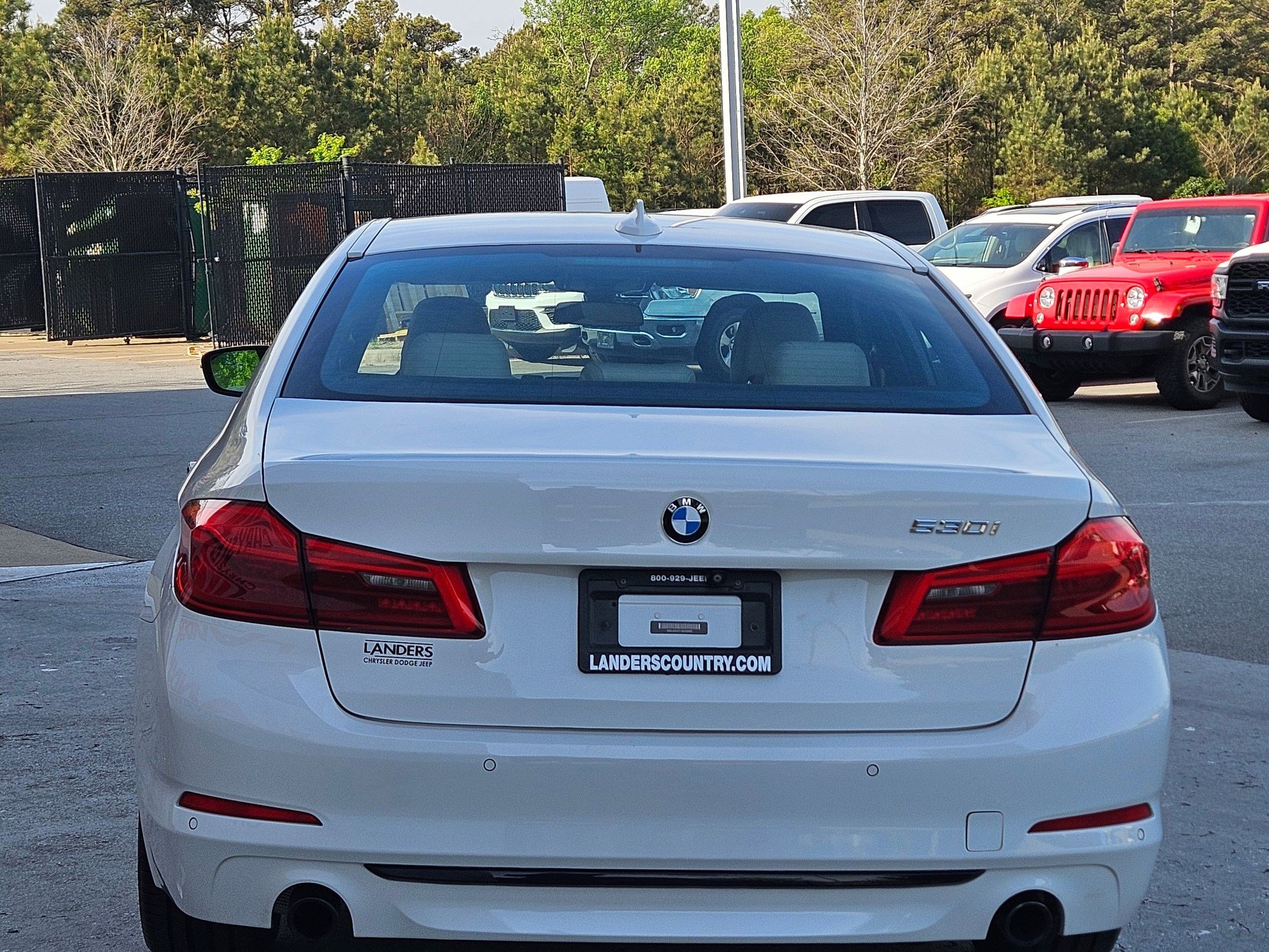Used 2018 BMW 530i w/ Premium Package image 6