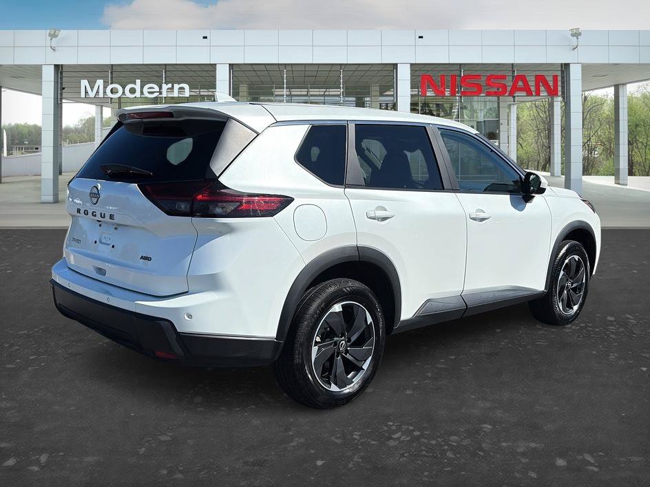 Certified 2025 Nissan Rogue SV AWD/4WD image 5