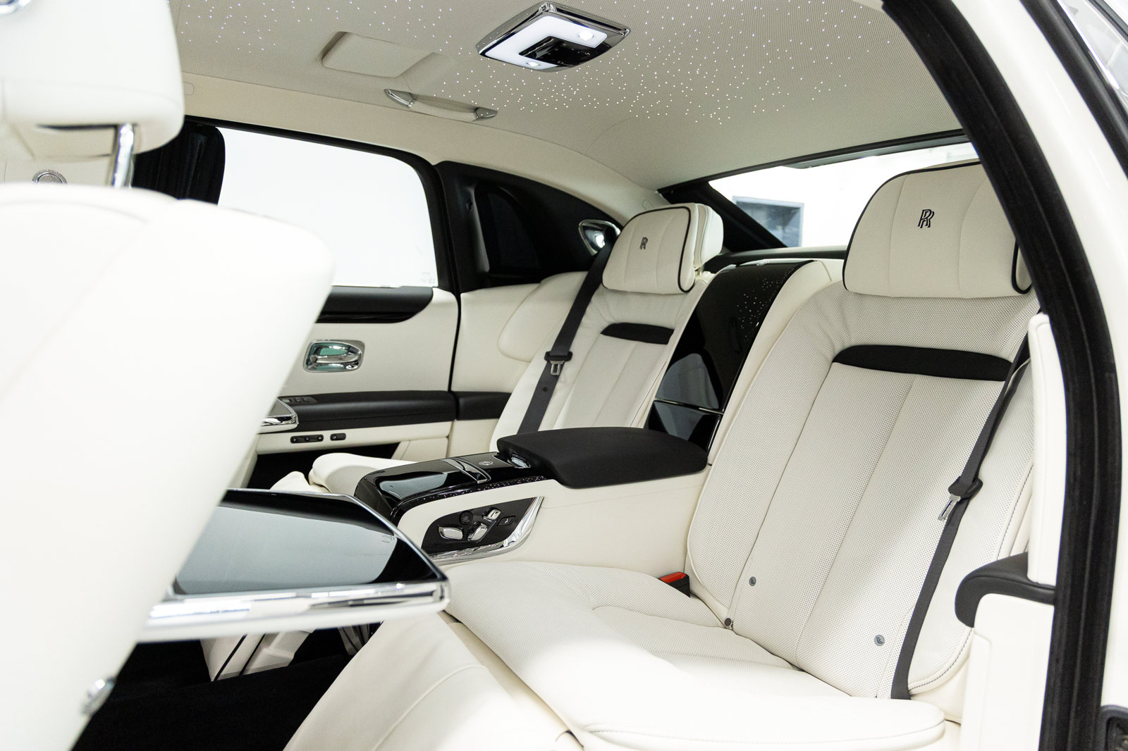 New 2027 Rolls-Royce Ghost Extended Wheelbase AWD/4WD image 58