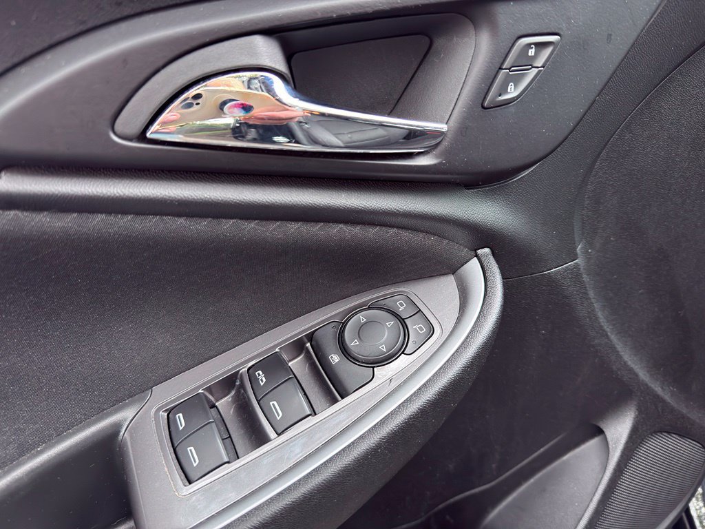 Used 2024 Chevrolet Malibu LT FWD image 20