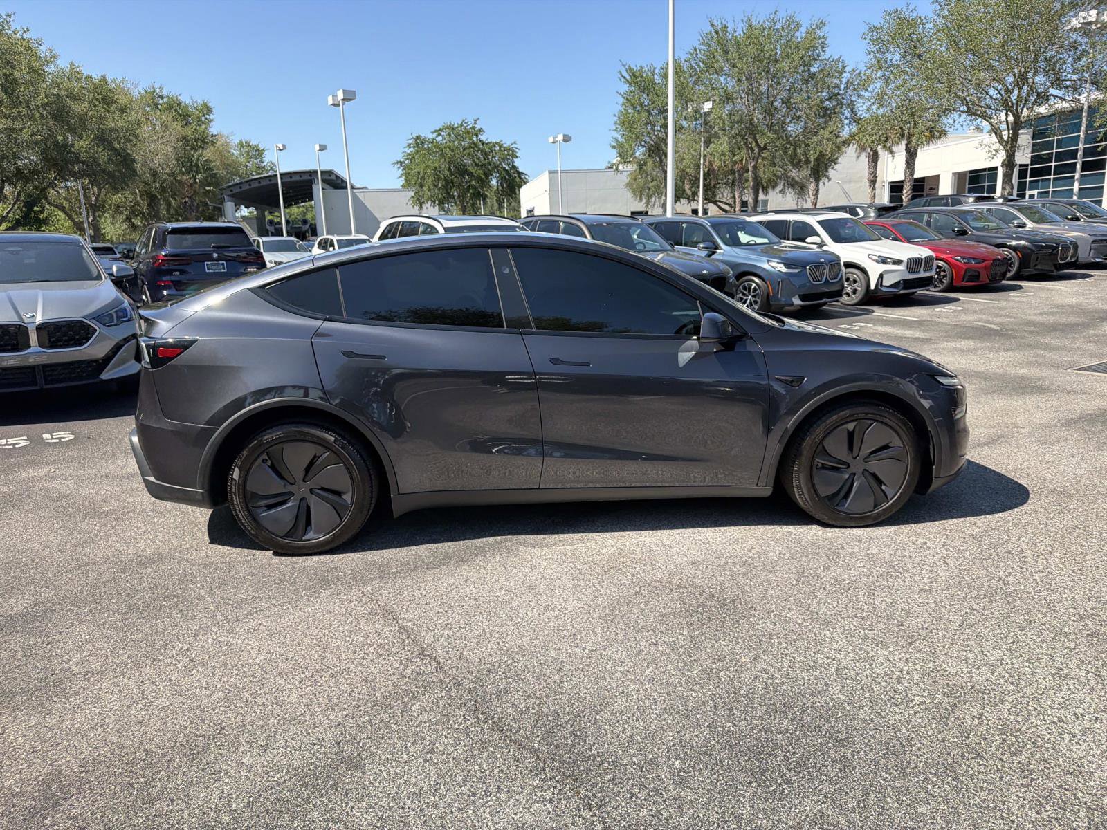 Used 2026 Tesla Model Y AWD image 3
