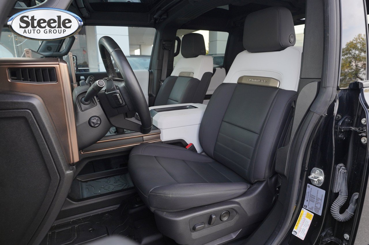Used 2024 GMC Hummer EV 2X AWD/4WD image 18