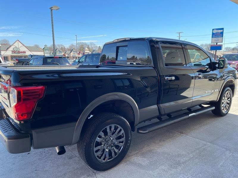 Used 2016 Nissan Titan Platinum Reserve image 9