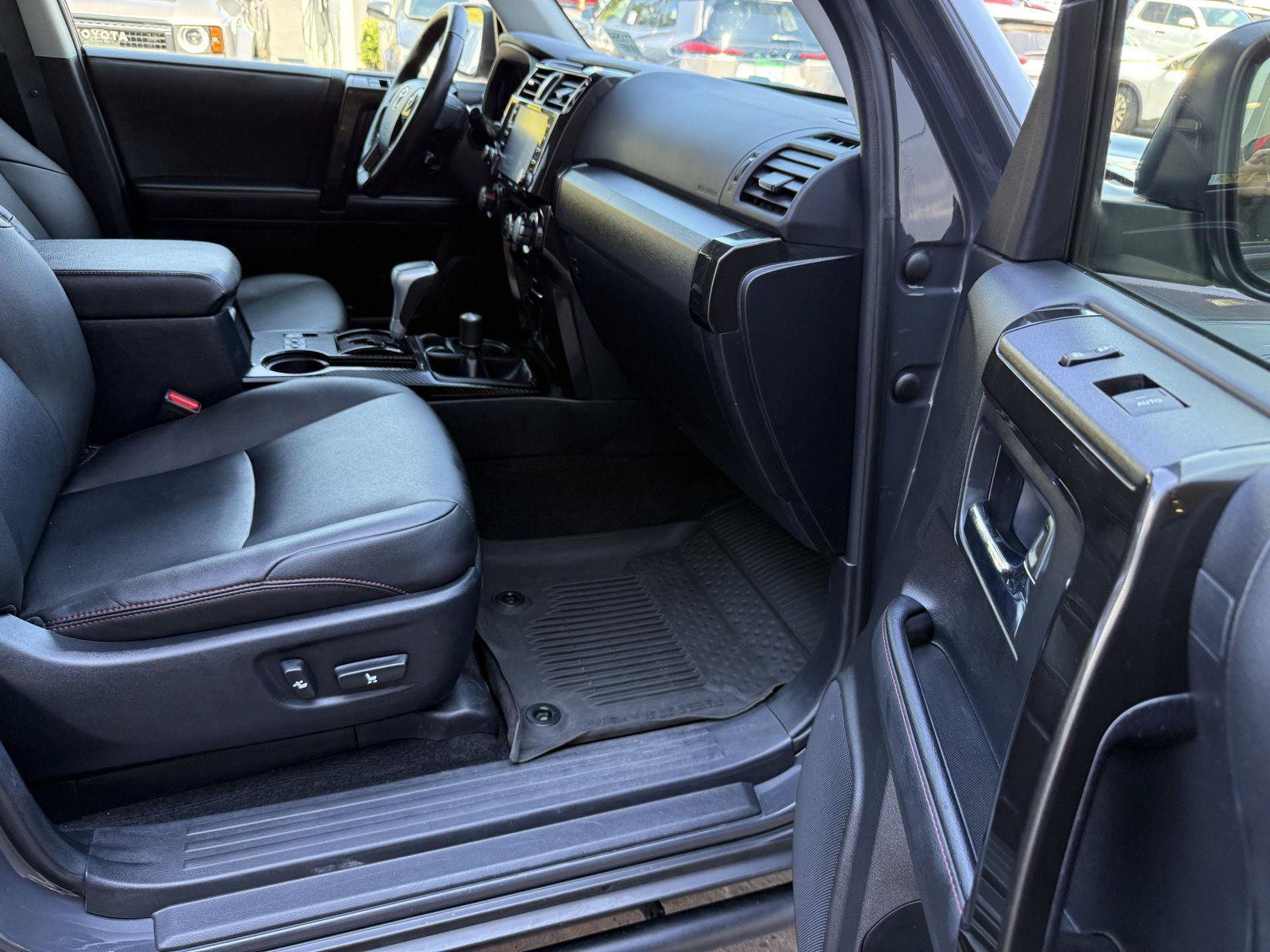 Certified 2024 Toyota 4Runner TRD Off-Road Premium w/ Off Road Premium Plus Package AWD/4WD image 23